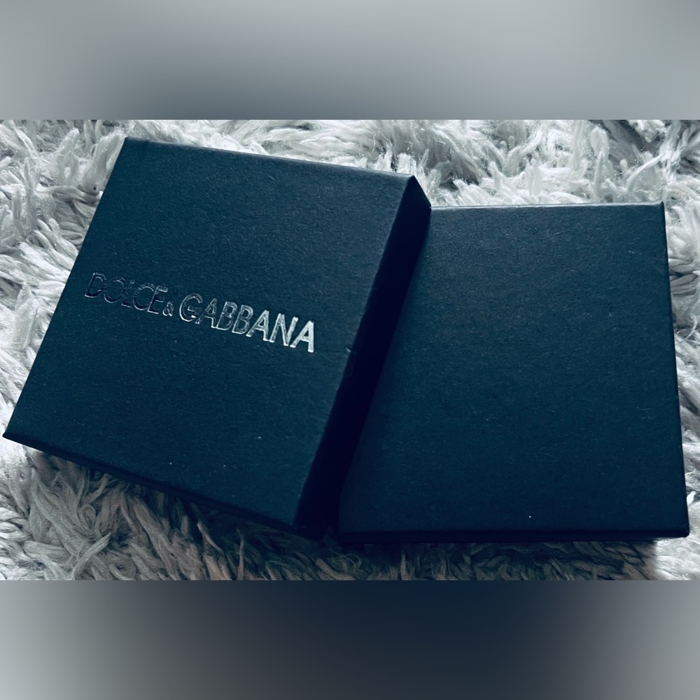 Dolce & Gabbana Elegant Black Box - Picture 3 of 5